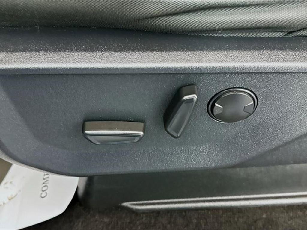 used 2022 Ford F-150 car, priced at $37,398