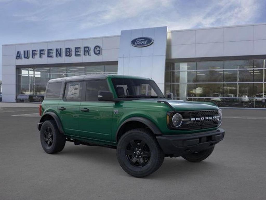 new 2025 Ford Bronco car, priced at $44,589