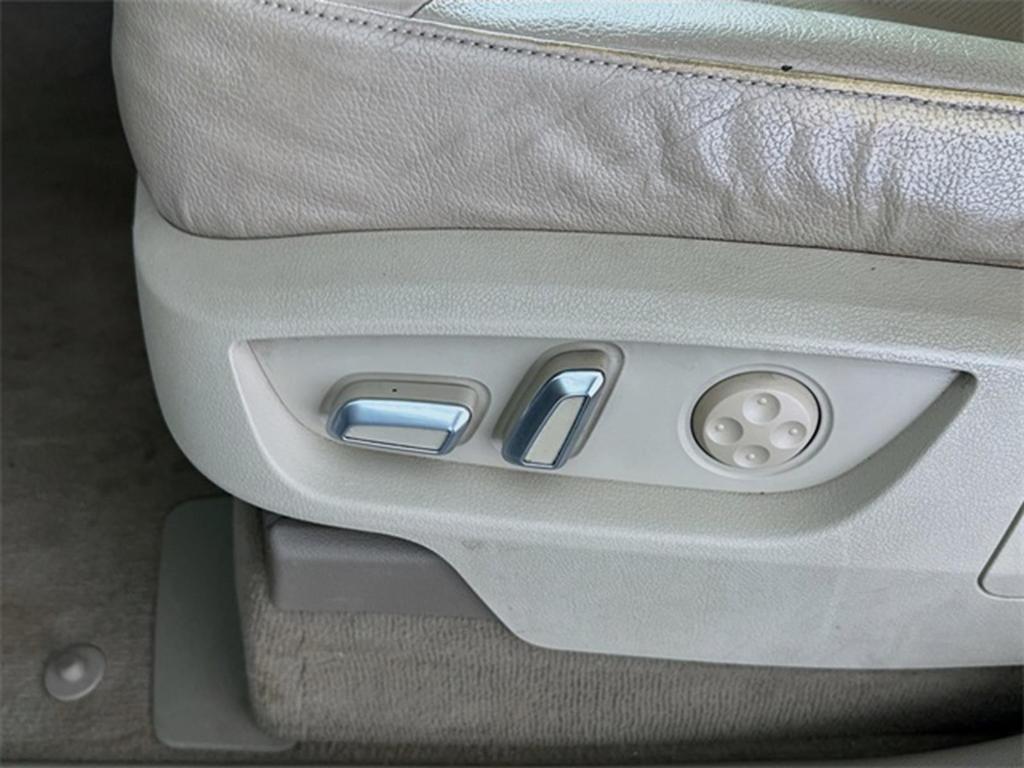 used 2015 Audi Q7 car, priced at $10,795