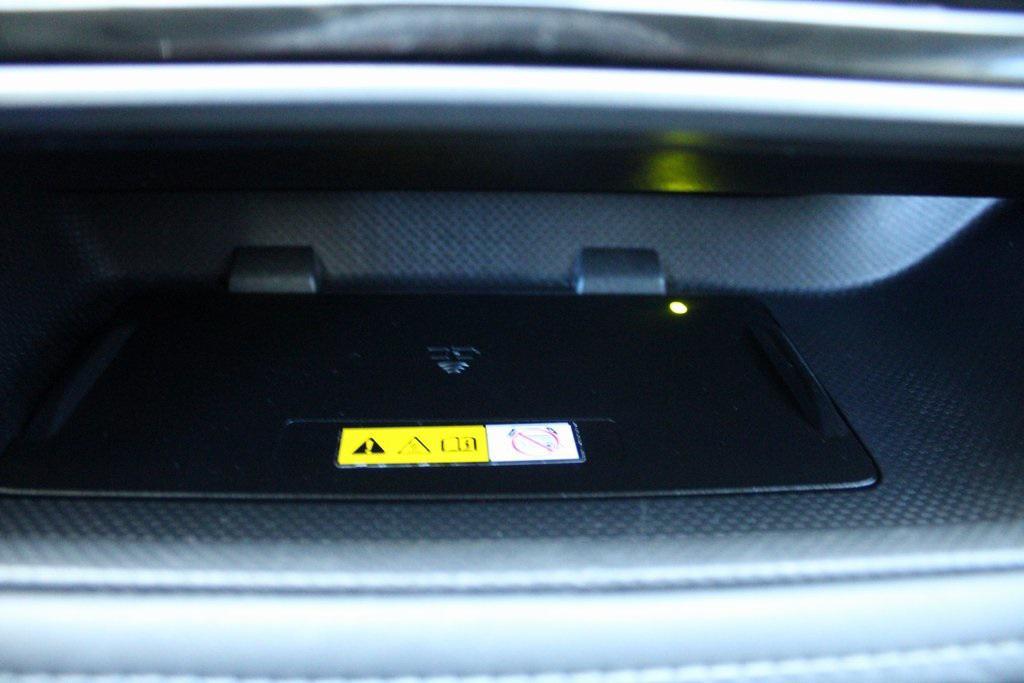 used 2024 Toyota Highlander car, priced at $39,500