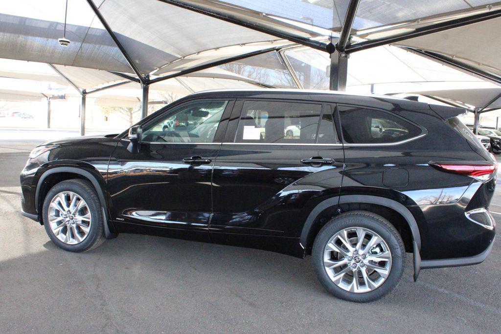 new 2026 Toyota Highlander Hybrid car, priced at $56,023