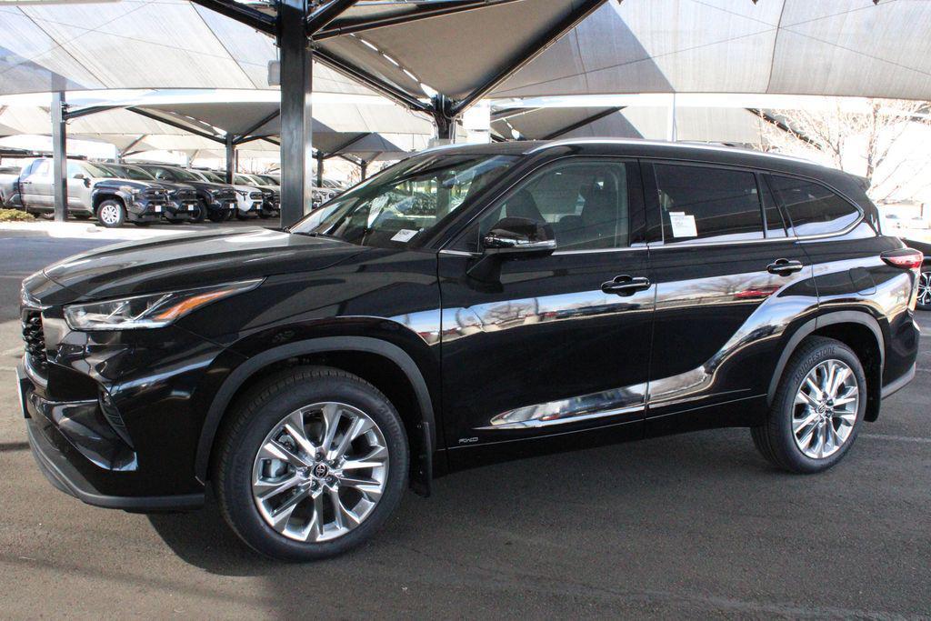 new 2026 Toyota Highlander Hybrid car, priced at $56,023