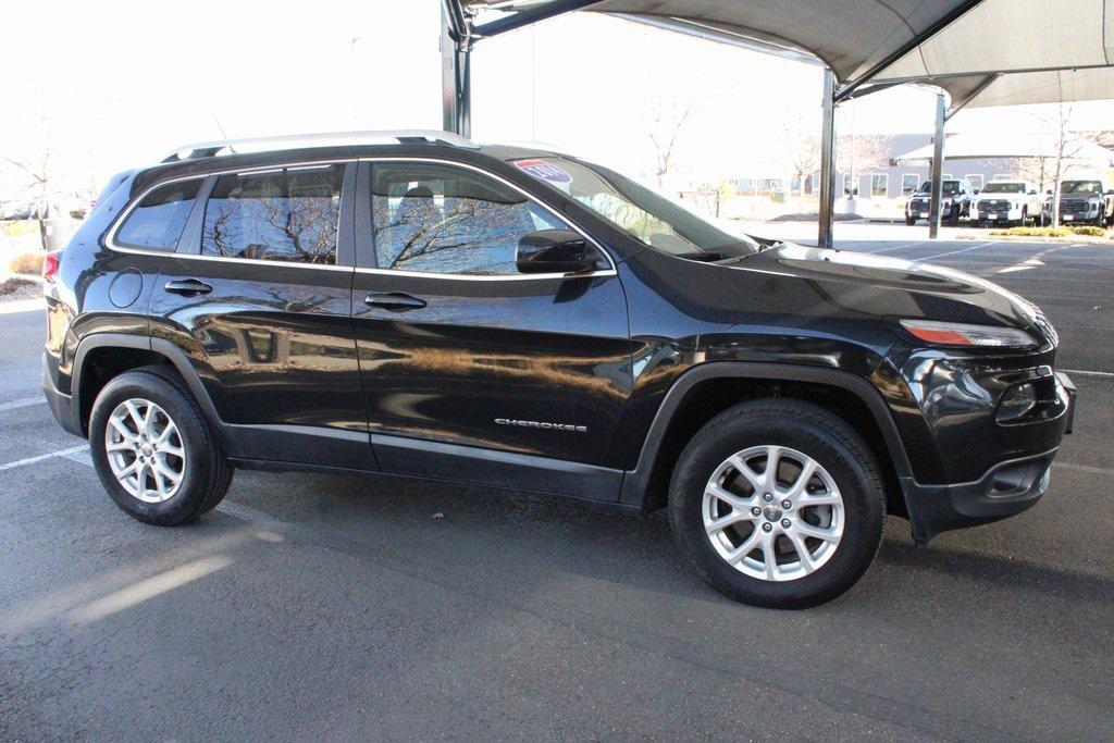 used 2014 Jeep Cherokee car, priced at $8,900