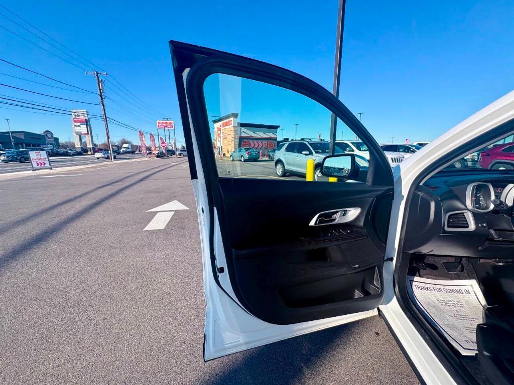 used 2015 Chevrolet Equinox car, priced at $9,995