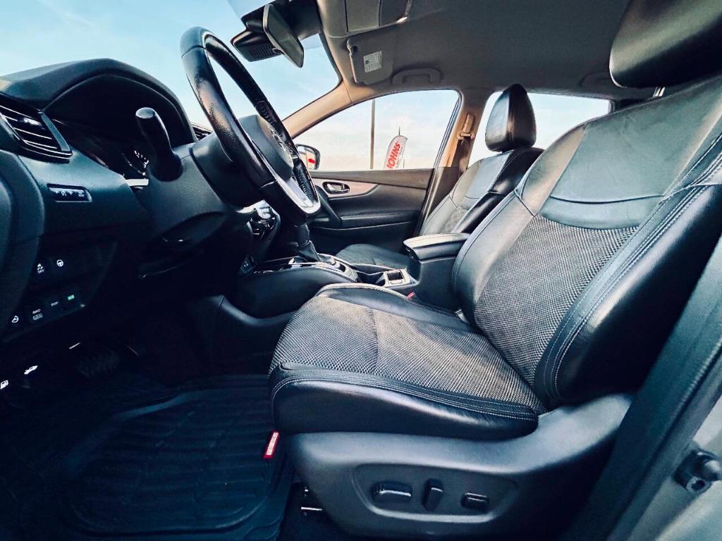 used 2020 Nissan Rogue Sport car, priced at $12,495