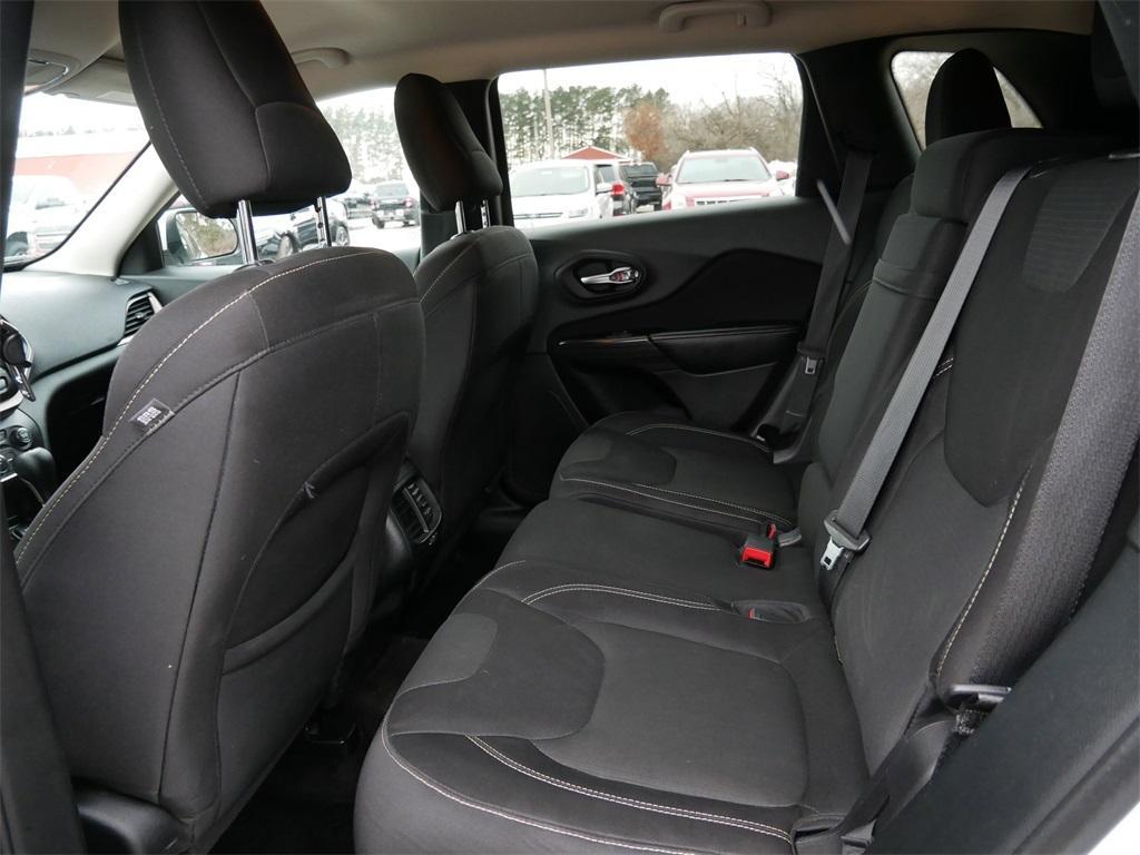 used 2015 Jeep Cherokee car, priced at $6,999