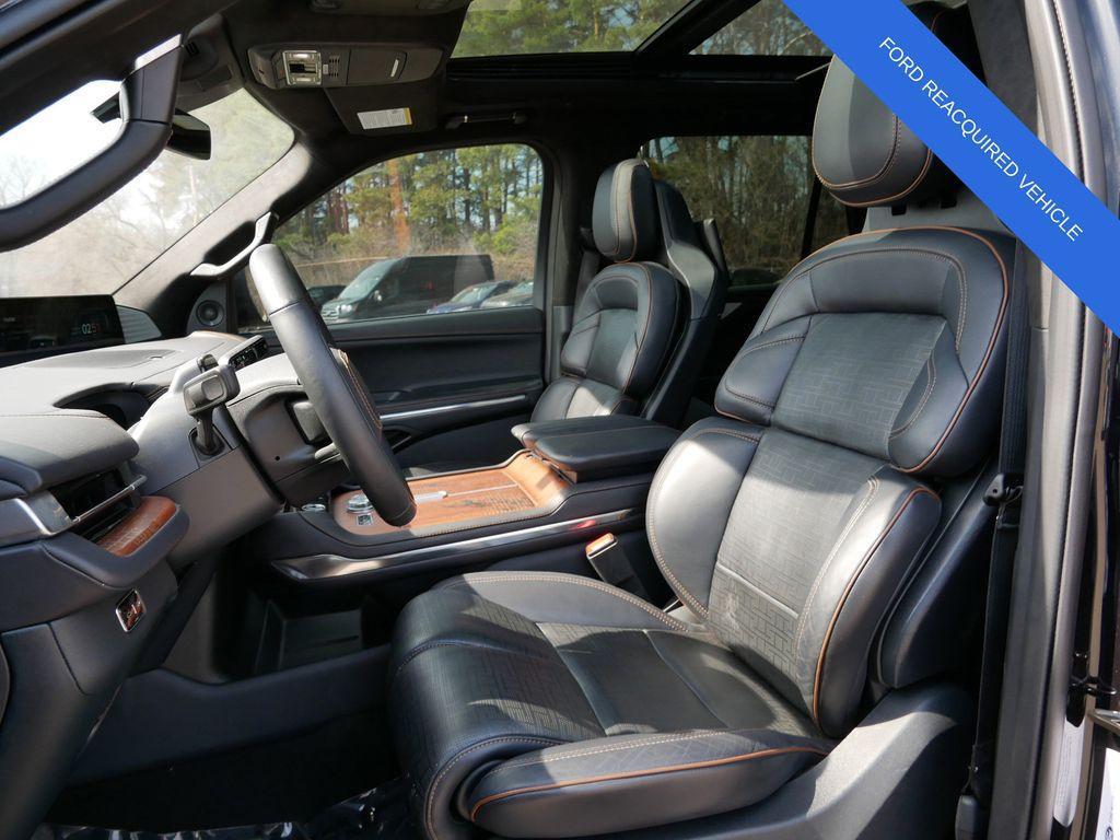 used 2025 Lincoln Navigator L car, priced at $94,999