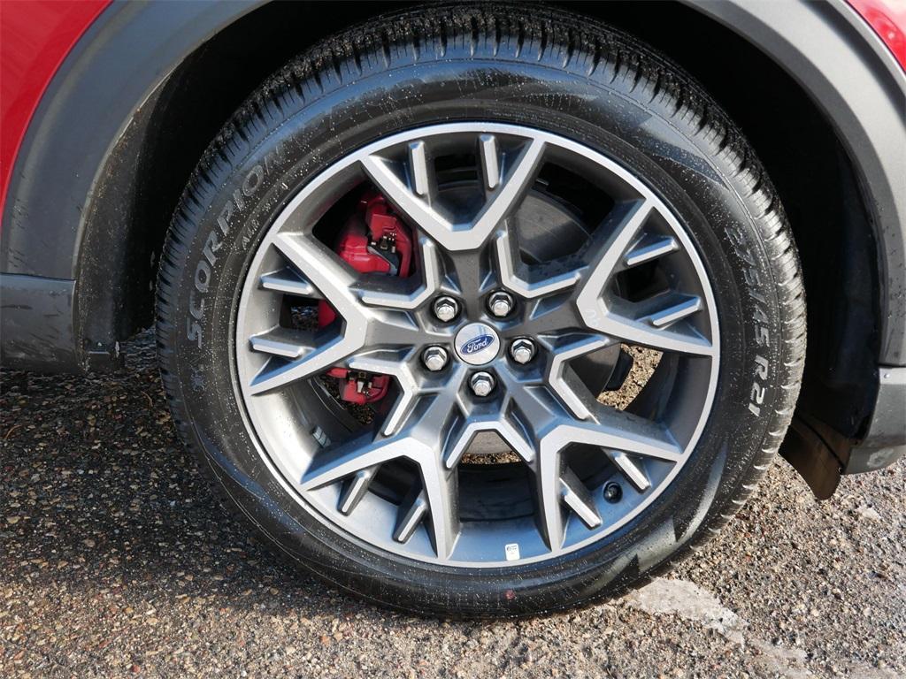 used 2025 Ford Explorer car, priced at $53,999