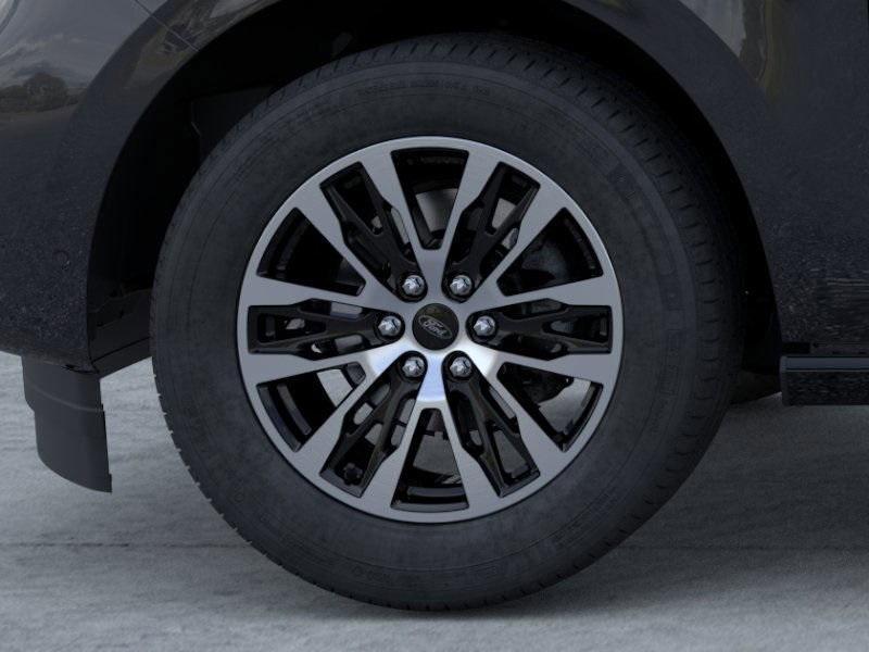 new 2025 Ford Expedition car, priced at $72,995