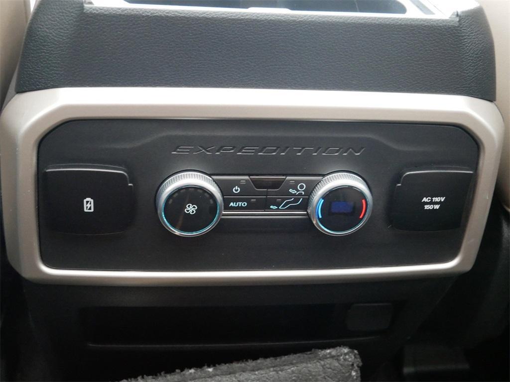 used 2022 Ford Expedition car, priced at $38,999