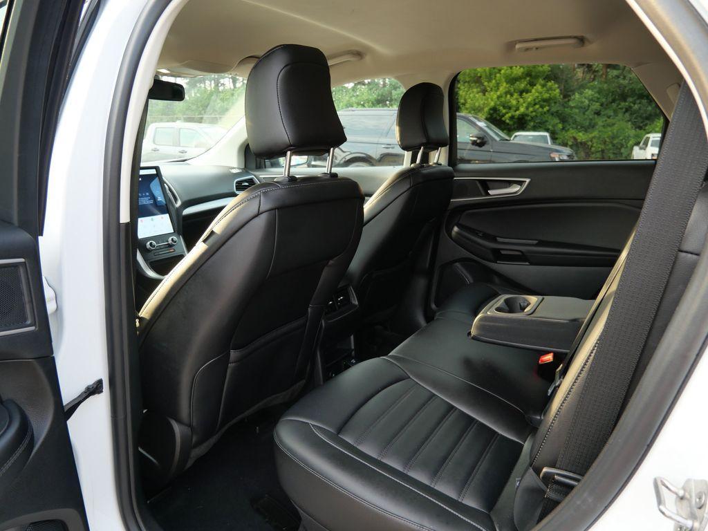 used 2024 Ford Edge car, priced at $27,638