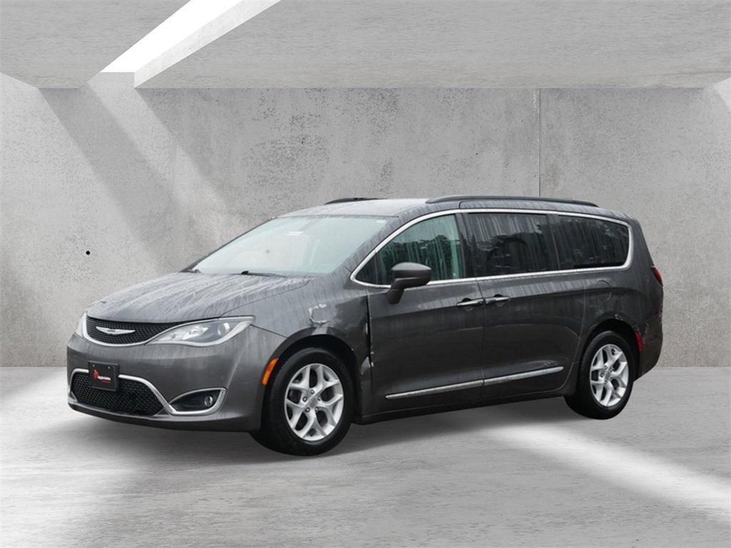 used 2017 Chrysler Pacifica car, priced at $9,999