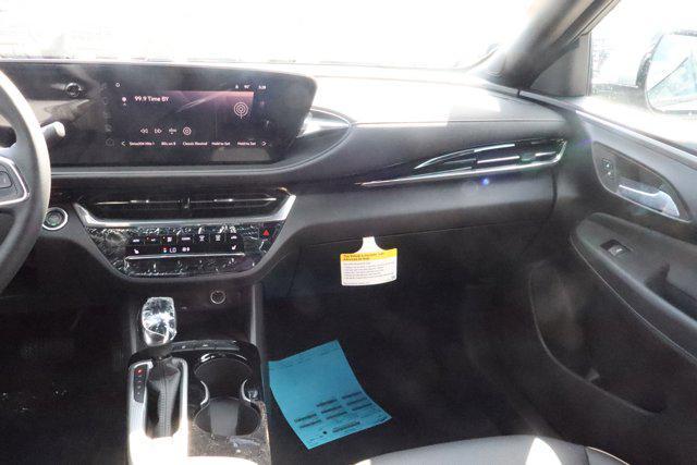 new 2025 Buick Envista car, priced at $27,798