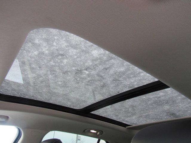 used 2022 Buick Envision car, priced at $42,595