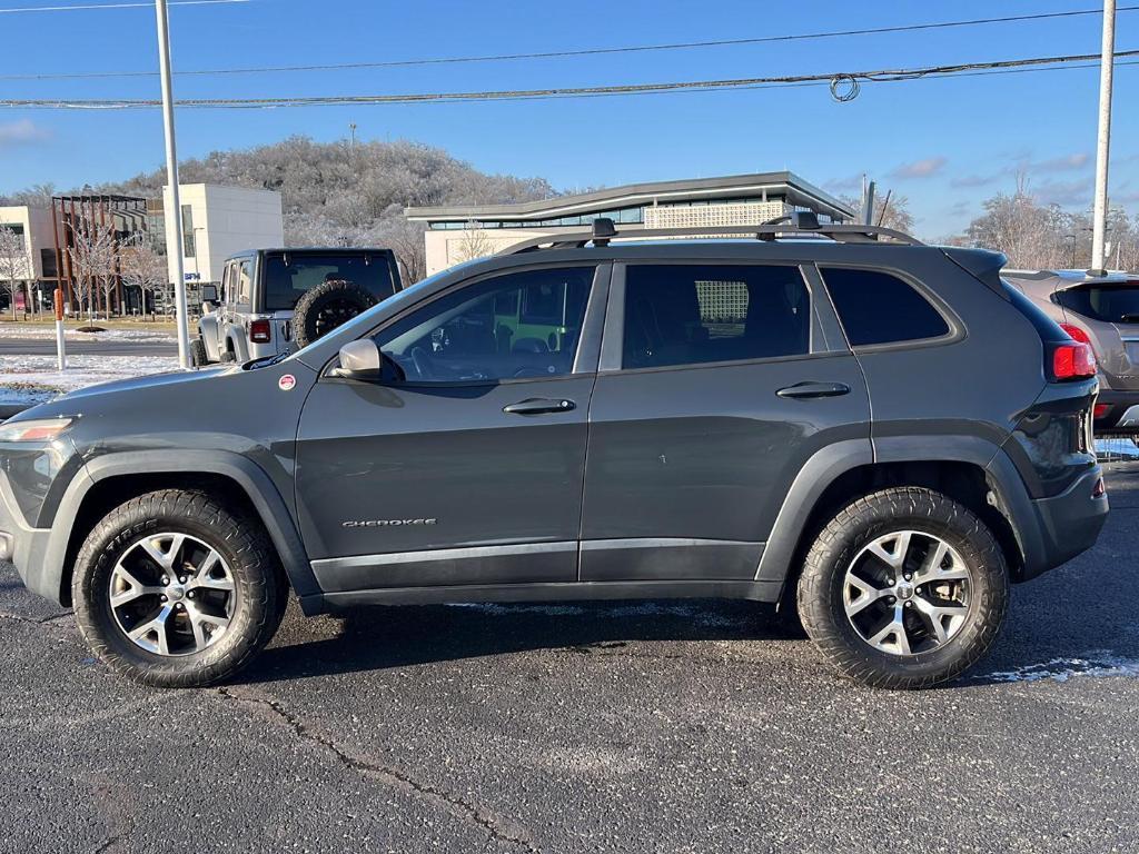 used 2016 Jeep Cherokee car, priced at $9,988