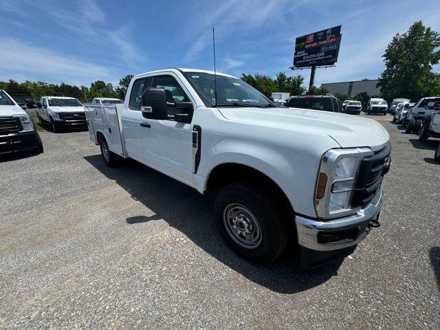 new 2025 Ford F-250 car, priced at $57,264