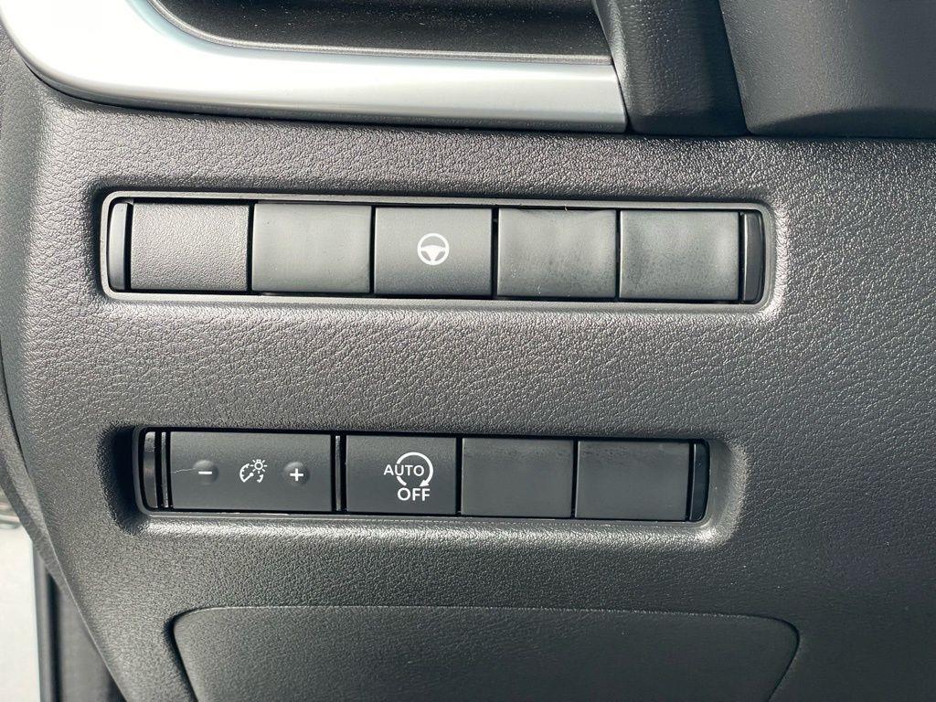 used 2023 Nissan Rogue car, priced at $22,028