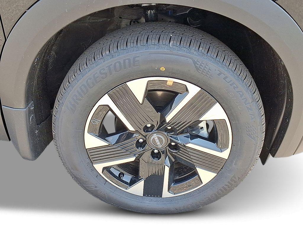 new 2026 Nissan Kicks car, priced at $26,026