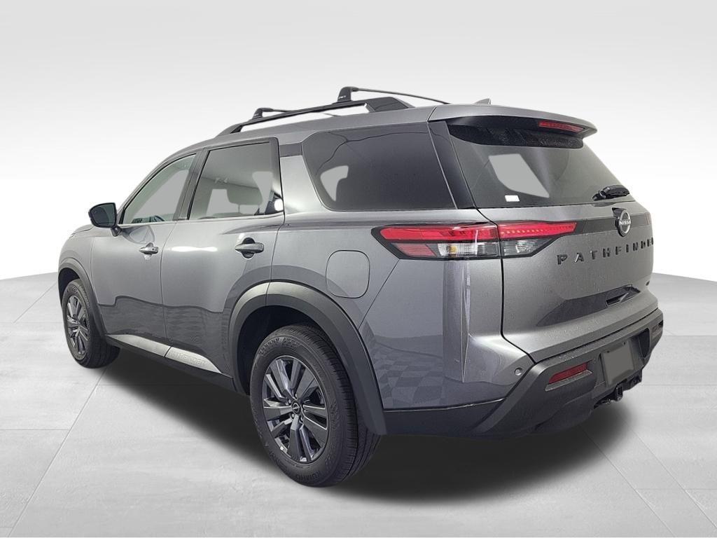 new 2025 Nissan Pathfinder car, priced at $35,341