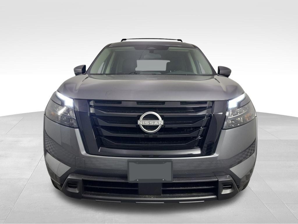 new 2025 Nissan Pathfinder car, priced at $35,341