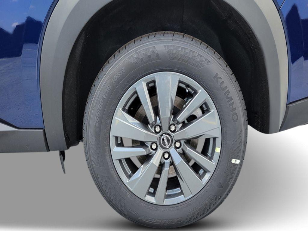 new 2025 Nissan Pathfinder car, priced at $34,910