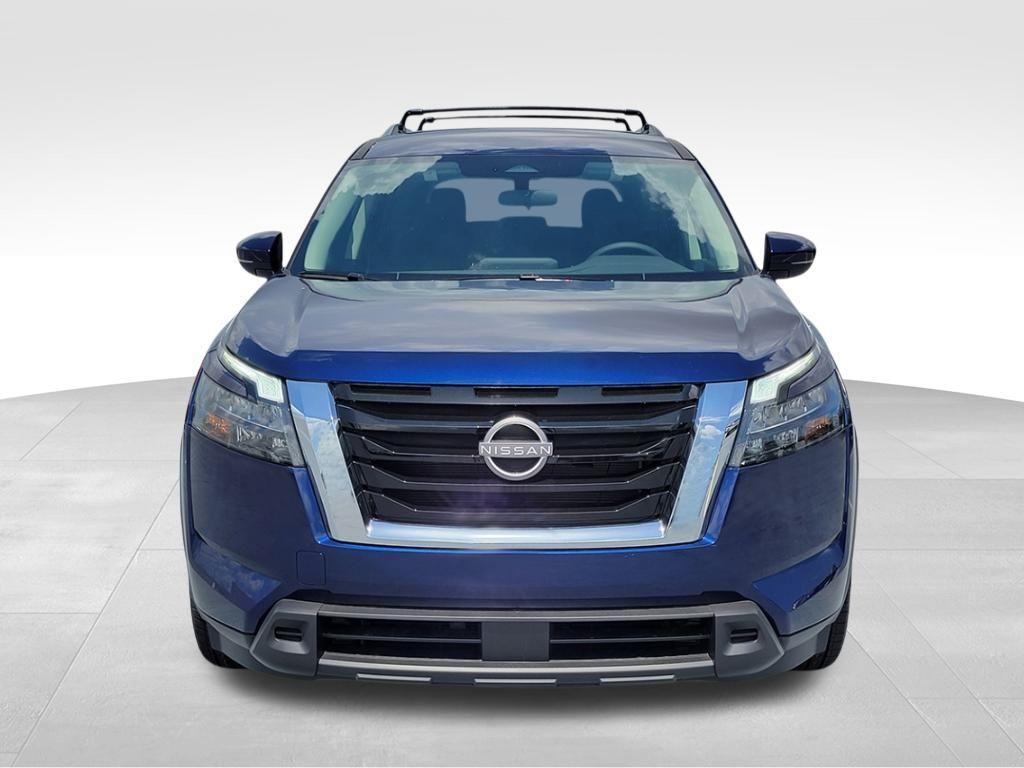 new 2025 Nissan Pathfinder car, priced at $34,910
