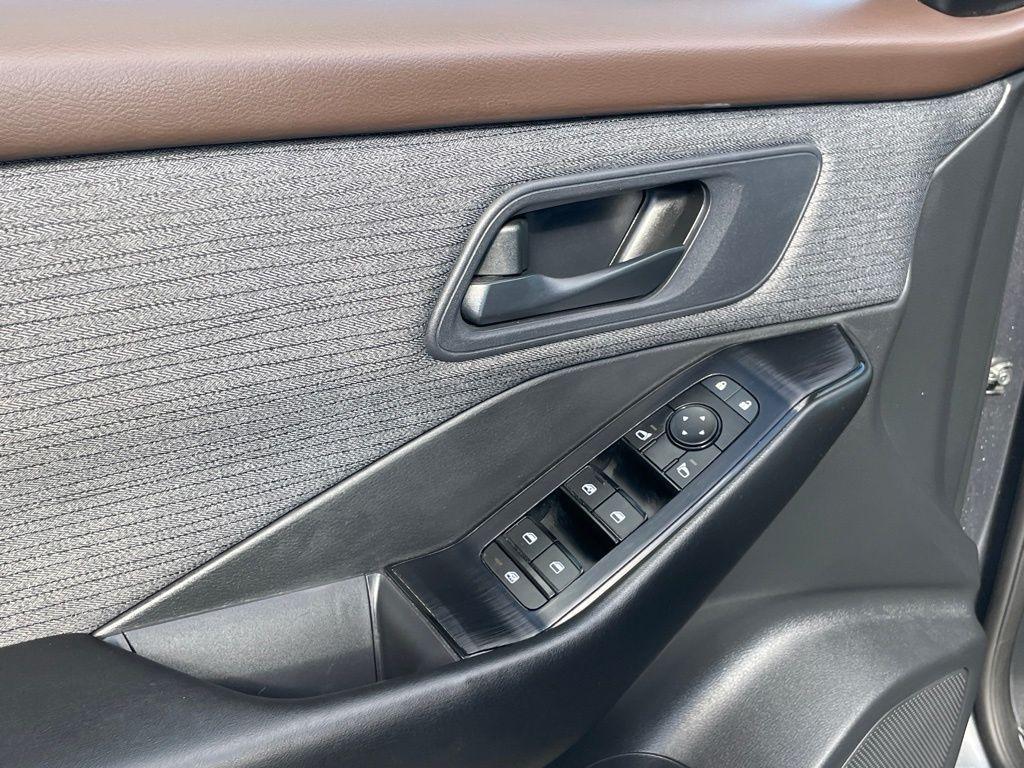 used 2023 Nissan Rogue car, priced at $21,040