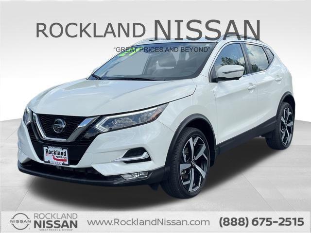 used 2021 Nissan Rogue Sport car, priced at $16,200