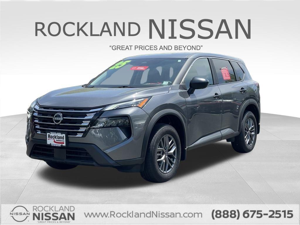 used 2025 Nissan Rogue car, priced at $23,913