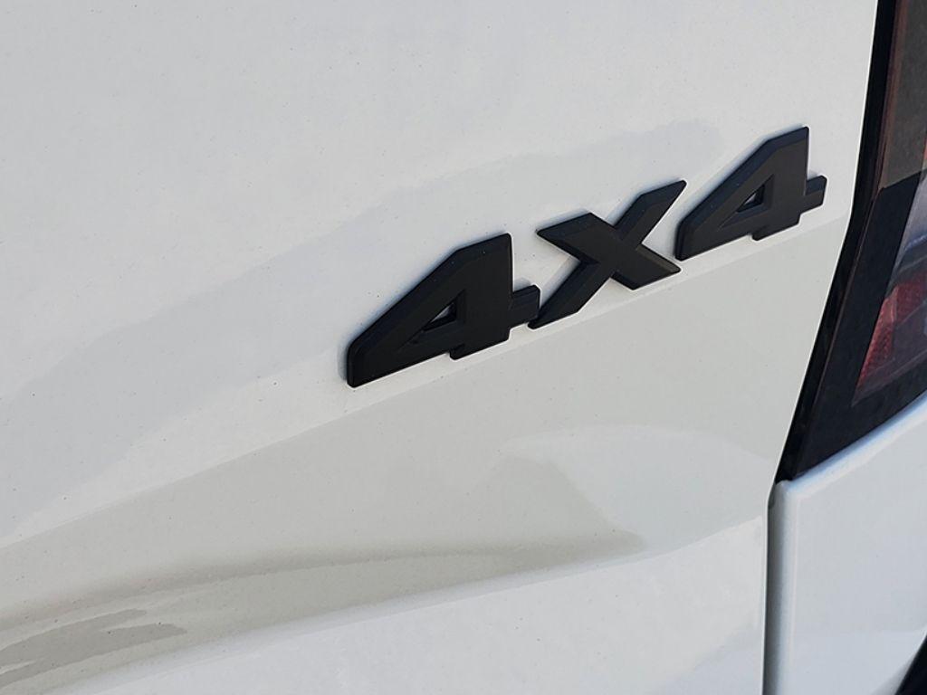 new 2026 Nissan Frontier car, priced at $38,903