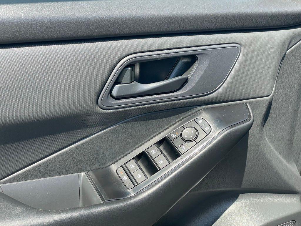 used 2025 Nissan Rogue car, priced at $23,913