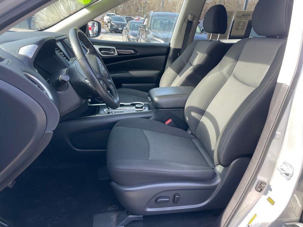 used 2020 Nissan Pathfinder car, priced at $19,614