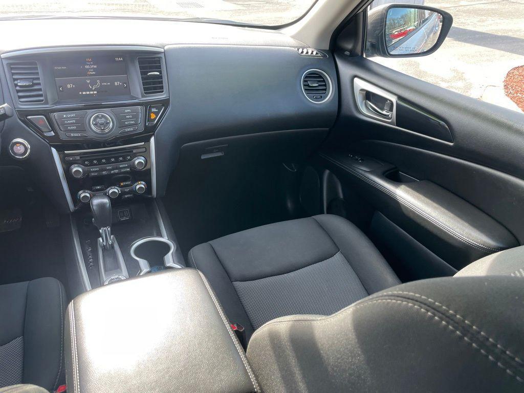 used 2020 Nissan Pathfinder car, priced at $19,614