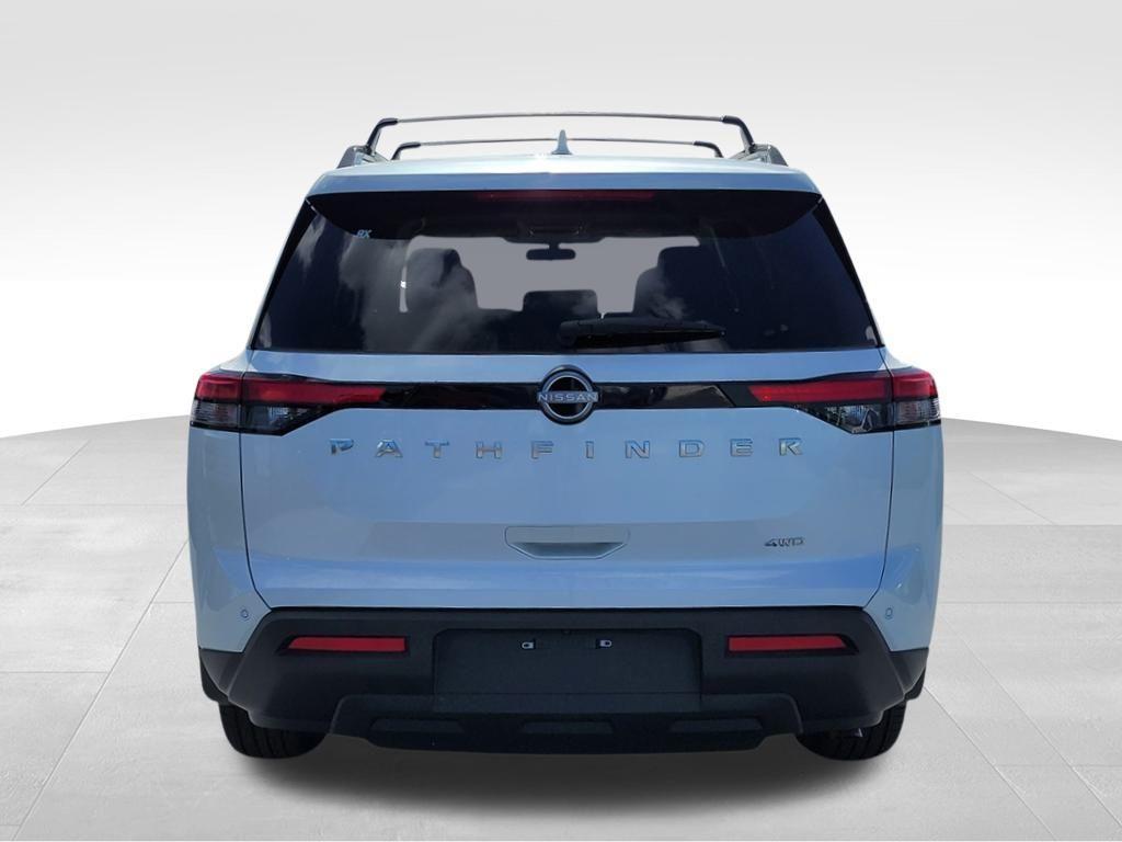 new 2025 Nissan Pathfinder car, priced at $35,978