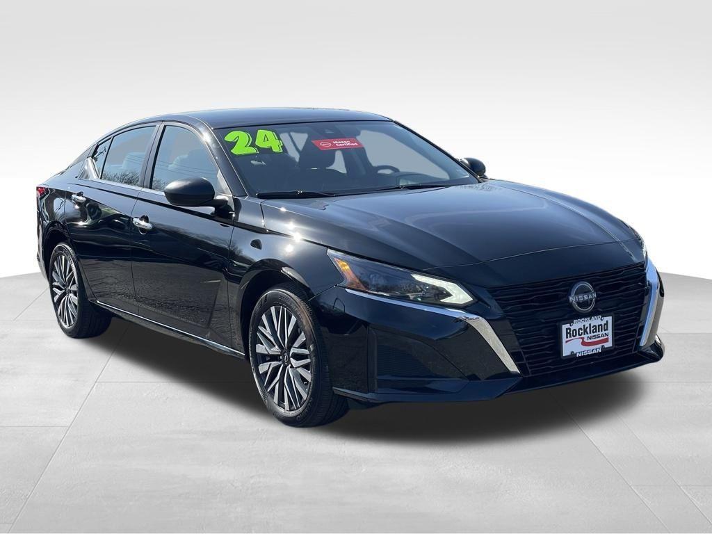 used 2024 Nissan Altima car, priced at $17,965