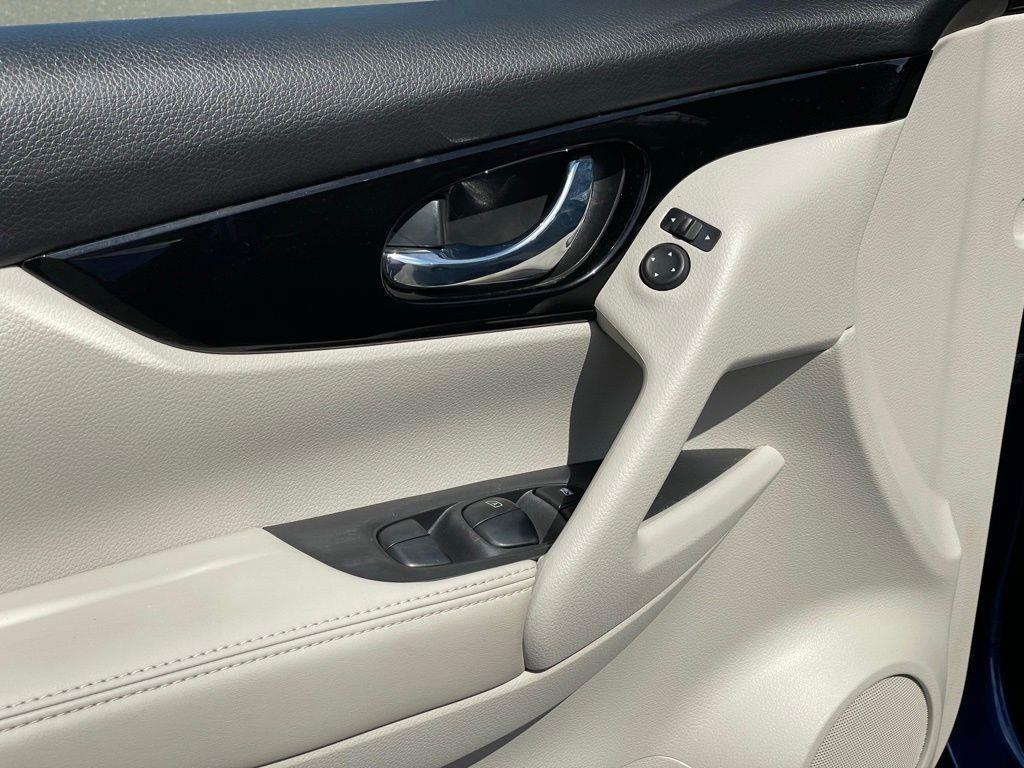 used 2020 Nissan Rogue Sport car, priced at $17,170