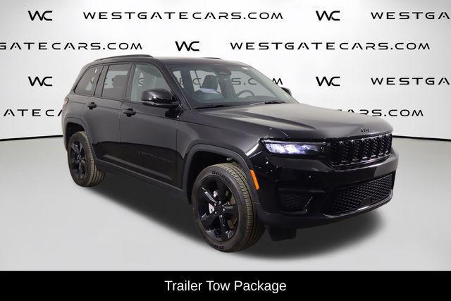 used 2025 Jeep Grand Cherokee car, priced at $35,500