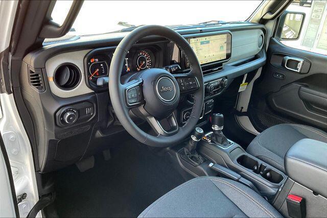 new 2025 Jeep Wrangler car, priced at $47,180