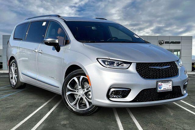 new 2026 Chrysler Pacifica car, priced at $54,546
