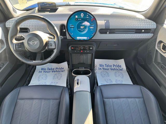 used 2025 MINI Hardtop car, priced at $29,990