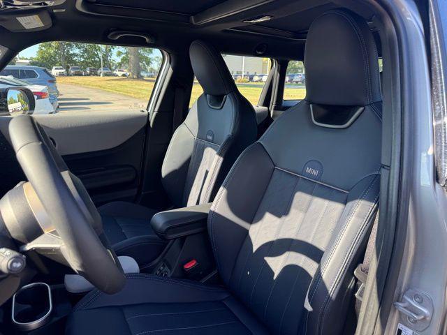 used 2025 MINI Hardtop car, priced at $32,495