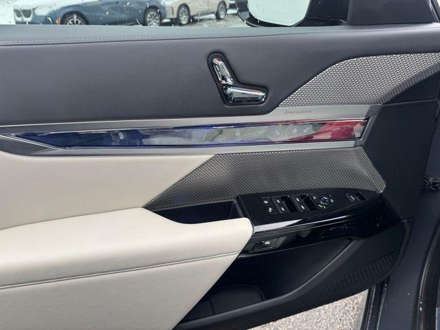 used 2023 BMW 760 car, priced at $76,924