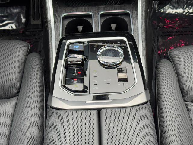 used 2024 BMW i7 car, priced at $118,445