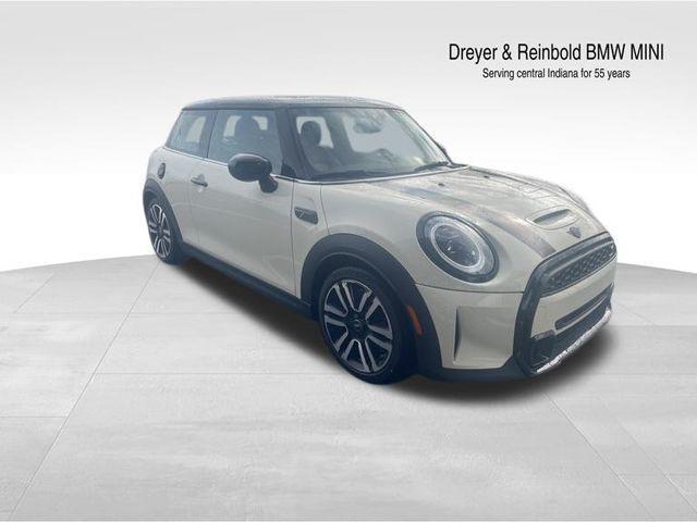 used 2022 MINI Hardtop car, priced at $25,990