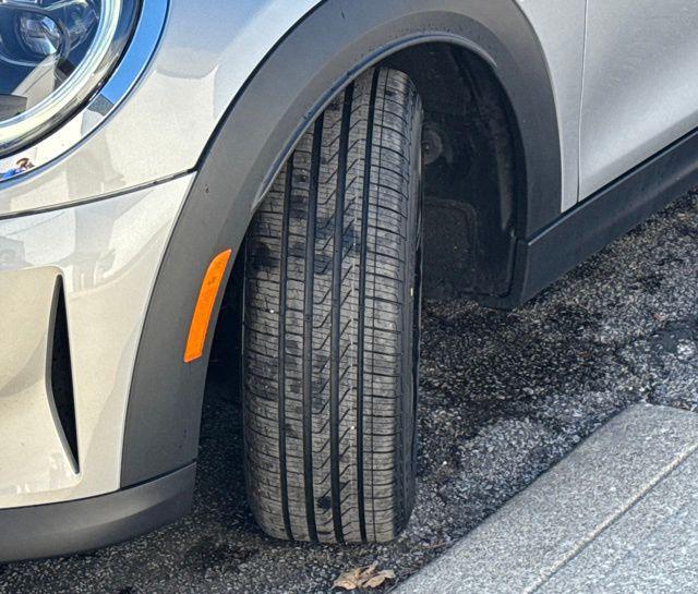 used 2023 MINI Hardtop car, priced at $25,990