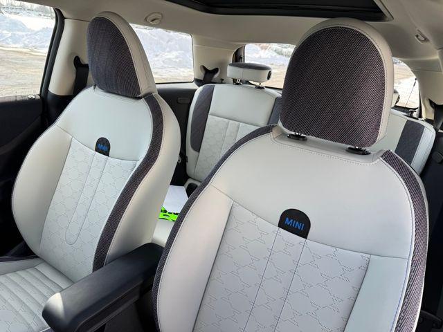 used 2025 MINI Hardtop car, priced at $32,895