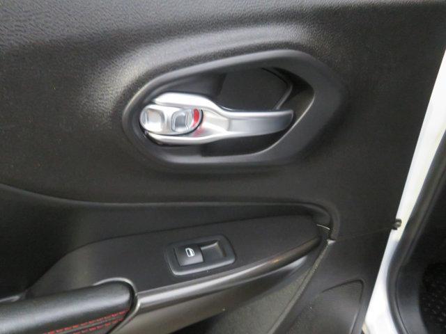 used 2020 Jeep Cherokee car, priced at $19,991