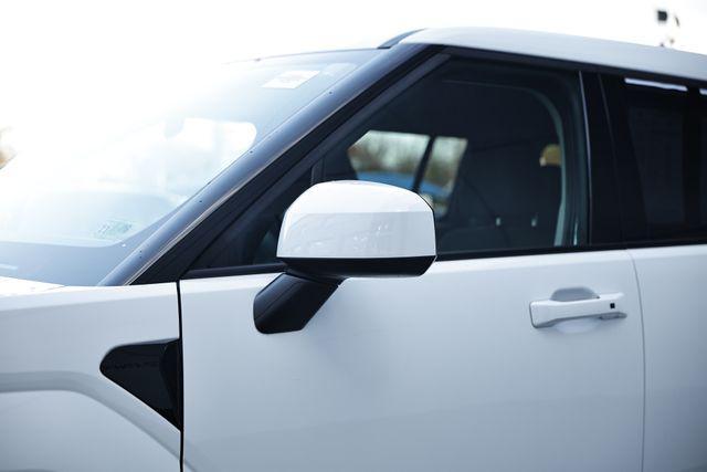 used 2024 Hyundai Santa Fe car, priced at $28,566