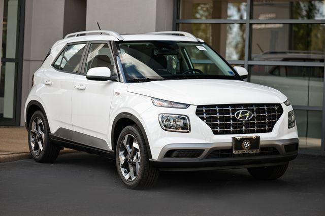 used 2025 Hyundai Venue car, priced at $21,823