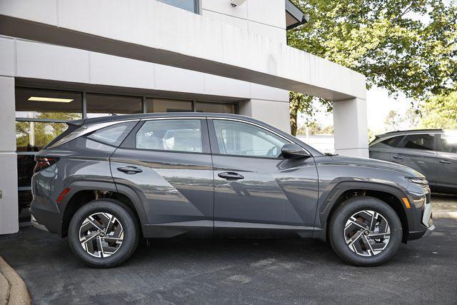 new 2026 Hyundai TUCSON Hybrid car, priced at $34,740